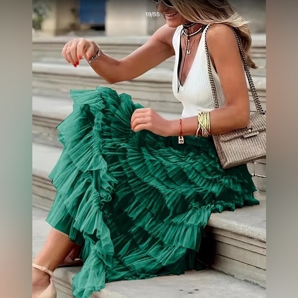 Dark Green Boho maxi skirt with mesh ruffle hem. Super cute and comfy. - Picture 3 of 7